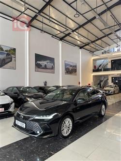 تويوتا أفالون